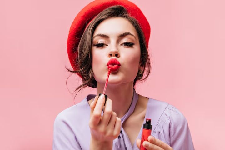 Lipstick Guide: Tips for Choosing the Perfect Shade for Every Skin Tone