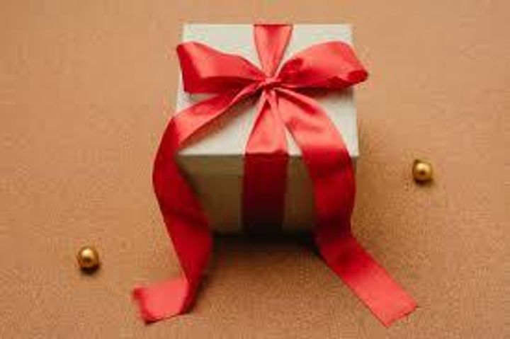 Elevate Your Brand: A Guide to Corporate Gifting