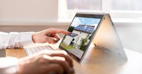 Guide To Choosing the Right Software for Real Estate and Roofing Management