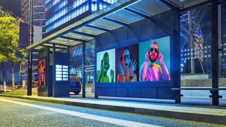 A Beginner’s Guide To Explore the Latest Digital Signage Trends