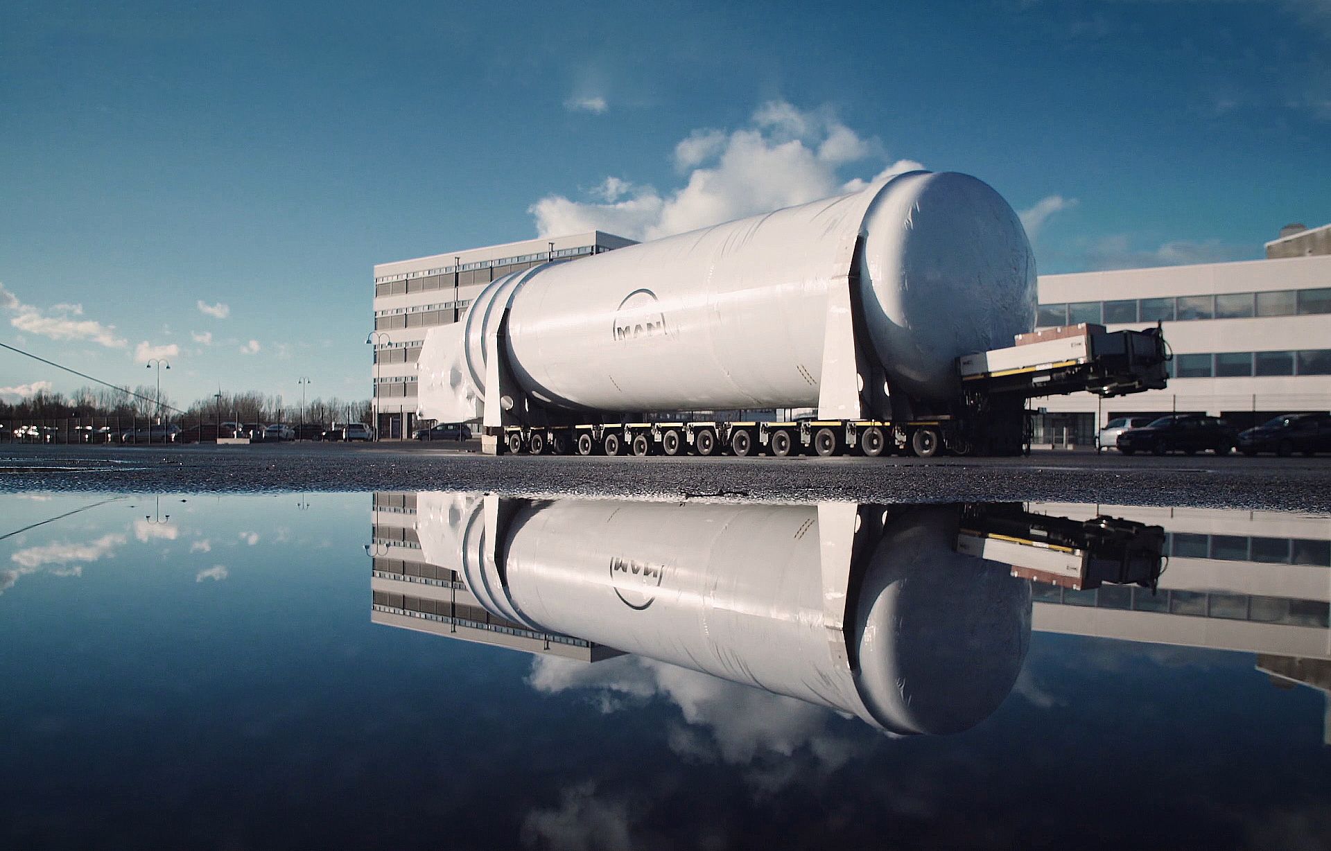 Cryogenic Tank Overview: Explore Key Facts, Working Principles, and Industrial Applications